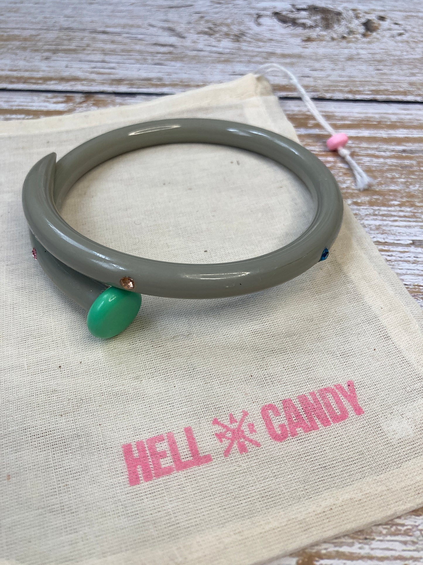 Hellcandy | Knitting Bangle - grey with rainbow rhinestones