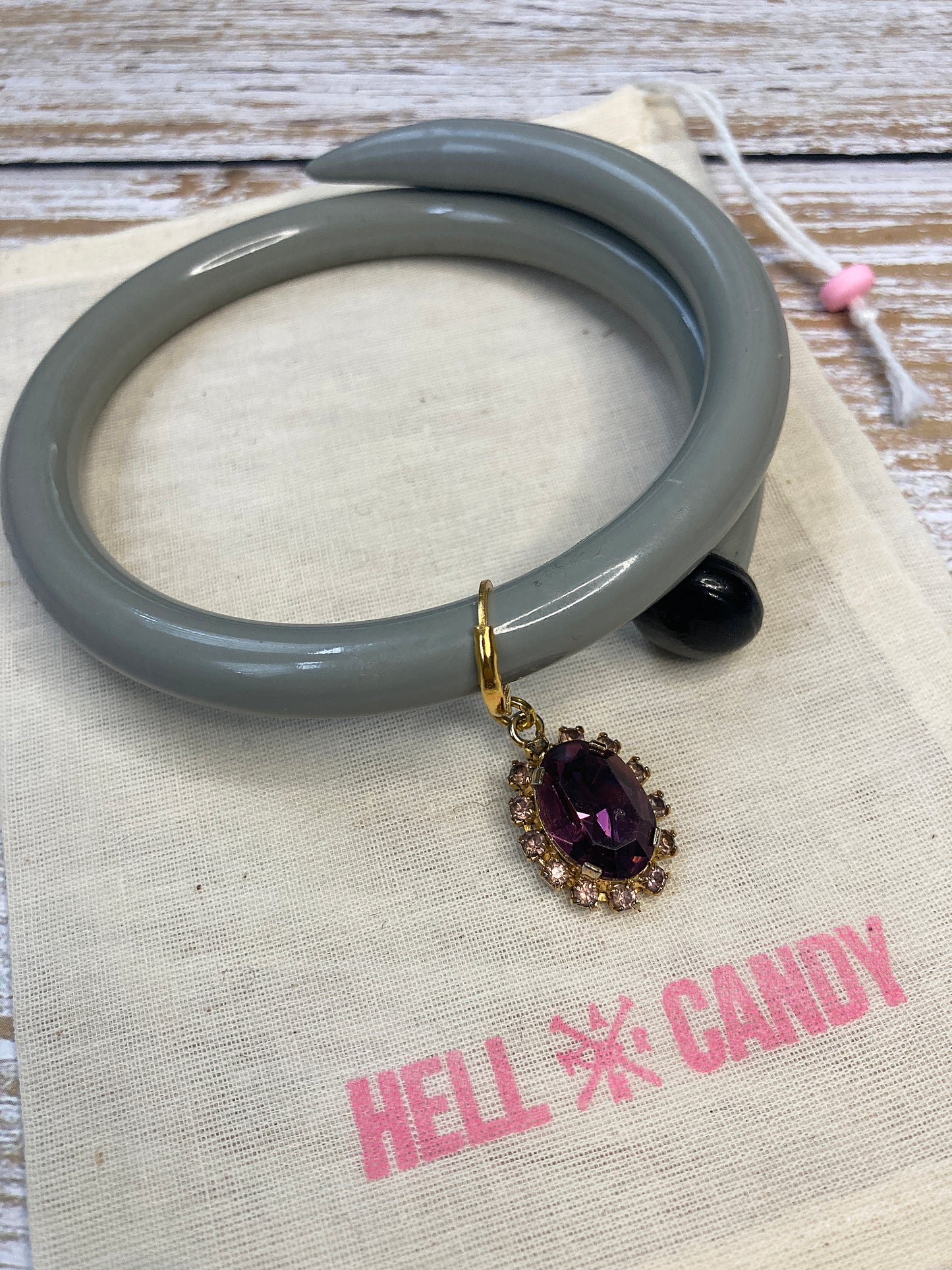 Hellcandy | Knitting Bangle - grey with purple crystal charm