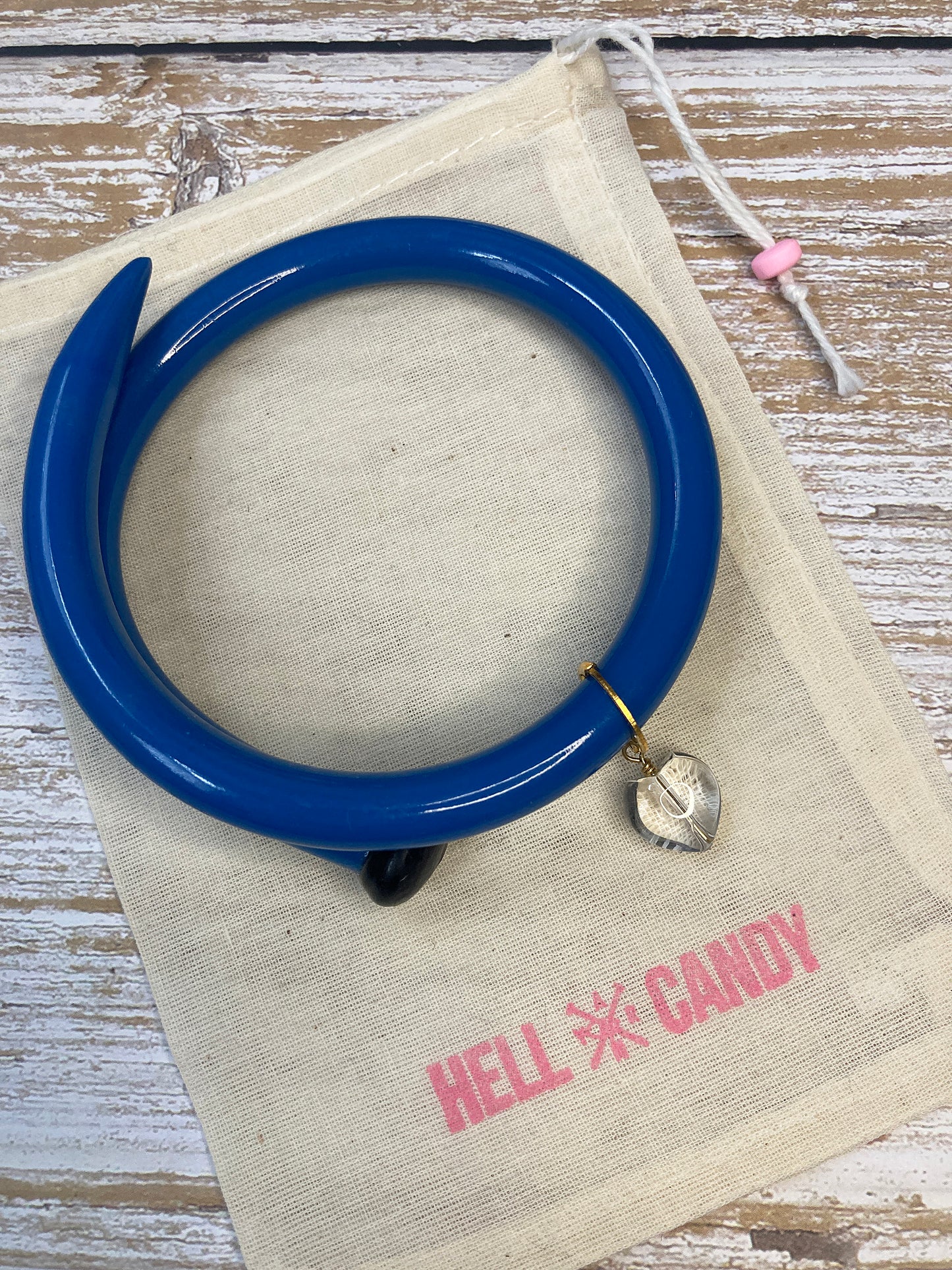 Hellcandy | Knitting Bangle - blue with quartz crystal charm