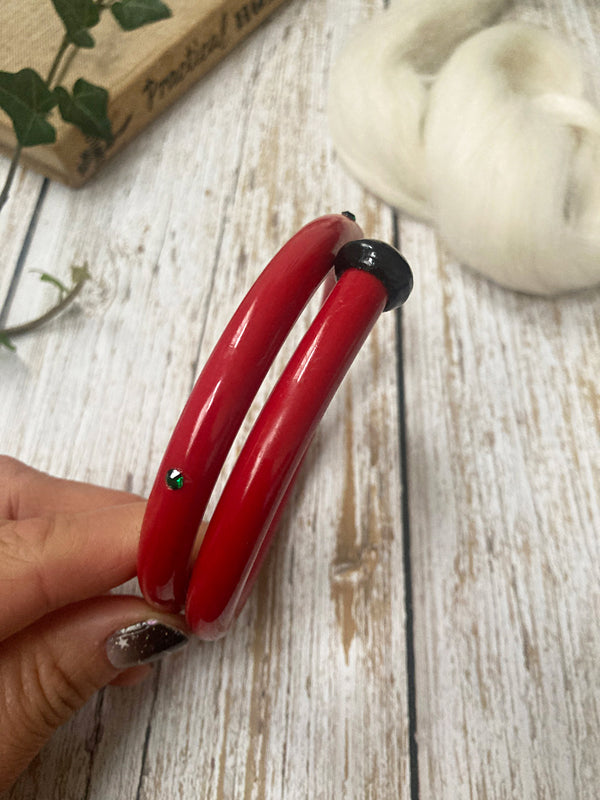 Hellcandy Vintage Knitting Bangle - Festive Special - dark red with dark green rhine stones