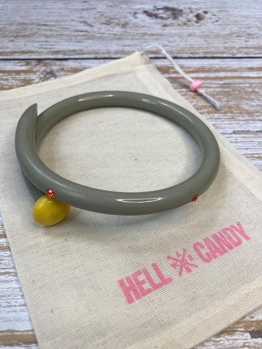 Hellcandy | Knitting Bangle - grey with orange diamante crystals